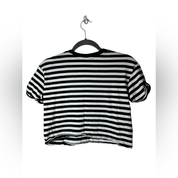 H&M Divided Black White Striped Crop T-Shirt Short Sleeve Size Small - Picture 5 of 5